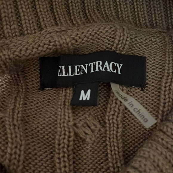 Ellen Tracy cable knit sweater dress. - Picture 6 of 10